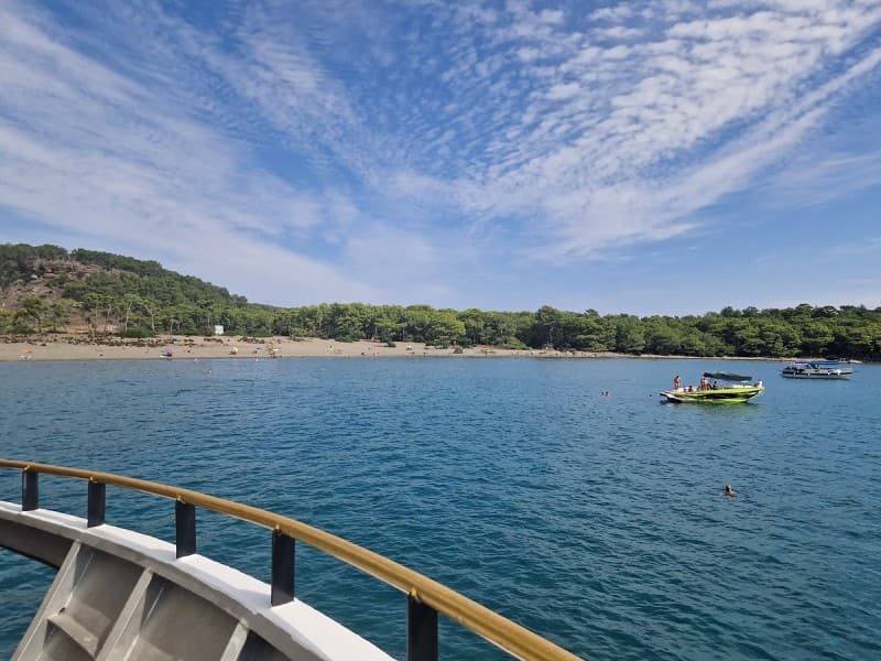 Antalya: Kemer Mega Star Boat Trip with Hotel Transfer | ®ExcursionMania