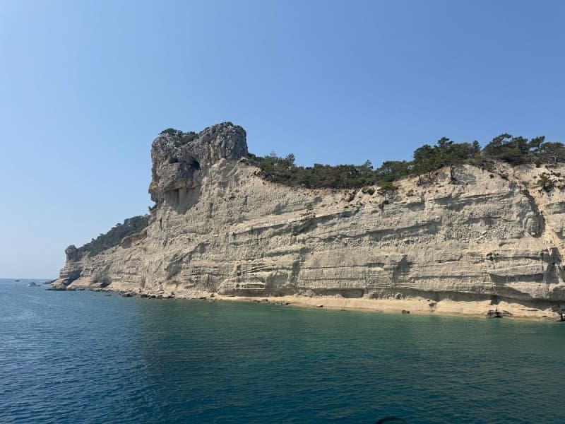 Antalya: Kemer Mega Star Boat Trip with Hotel Transfer | ®ExcursionMania - Image 2