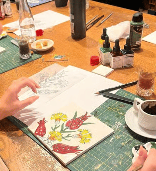 Istanbul: Traditional Turkish Ceramic Tile Painting Workshop | ®ExcursionMania