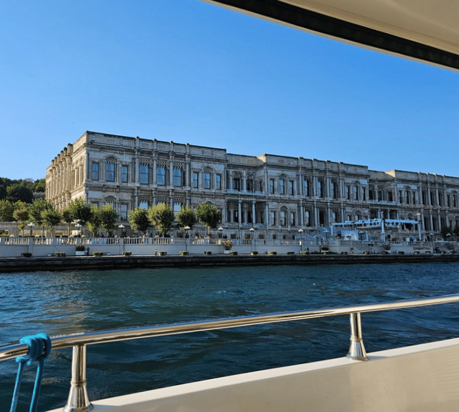 Istanbul: Bosphorus Sunset Yacht Cruise with Transfers | ®ExcursionMania - Image 3