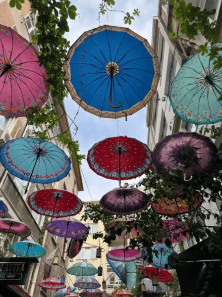 Asian Side of Istanbul: Guided Walking Tour with Ferry Ride | ®ExcursionMania