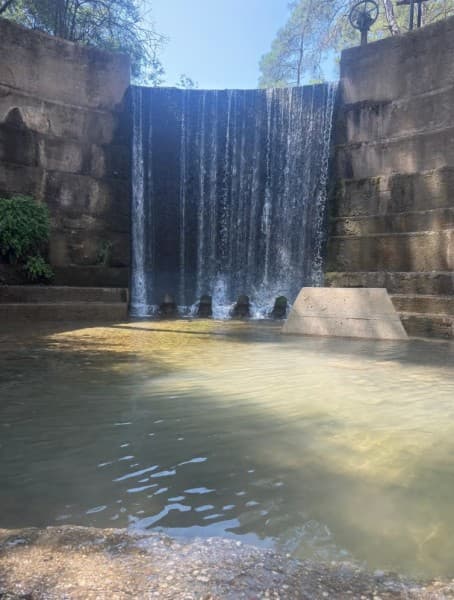 Rhodes: Guided Bus Trip to Lindos Village & Seven Springs | ®ExcursionMania