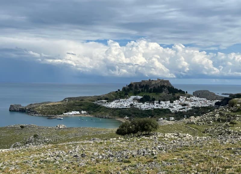 Rhodes: Guided Bus Trip to Lindos Village & Seven Springs | ®ExcursionMania