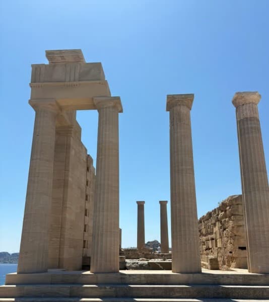 Rhodes: Guided Bus Trip to Lindos Village & Seven Springs | ®ExcursionMania