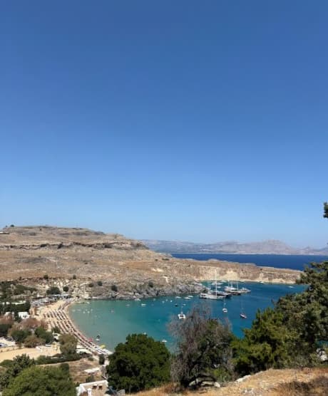 Rhodes: Guided Bus Trip to Lindos Village & Seven Springs | ®ExcursionMania