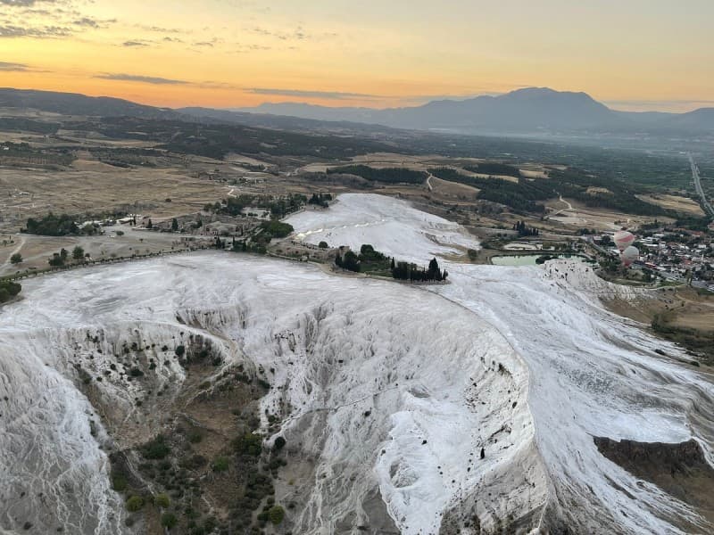 Pamukkale Hot Air Balloon Tour / Sunrise Experience | ®ExcursionMania