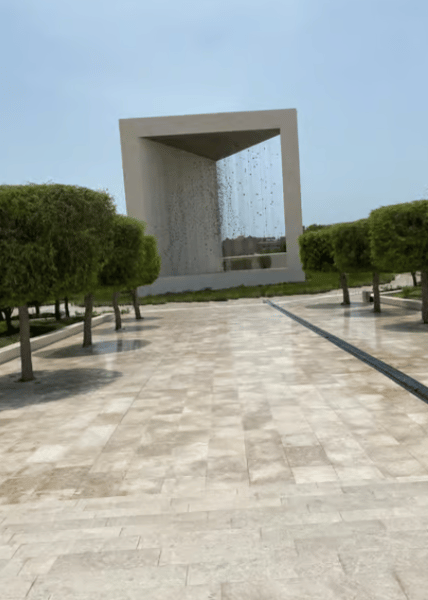 From Dubai: Abu Dhabi City Sightseeing & Sheikh Zayed Mosque | ®ExcursionMania