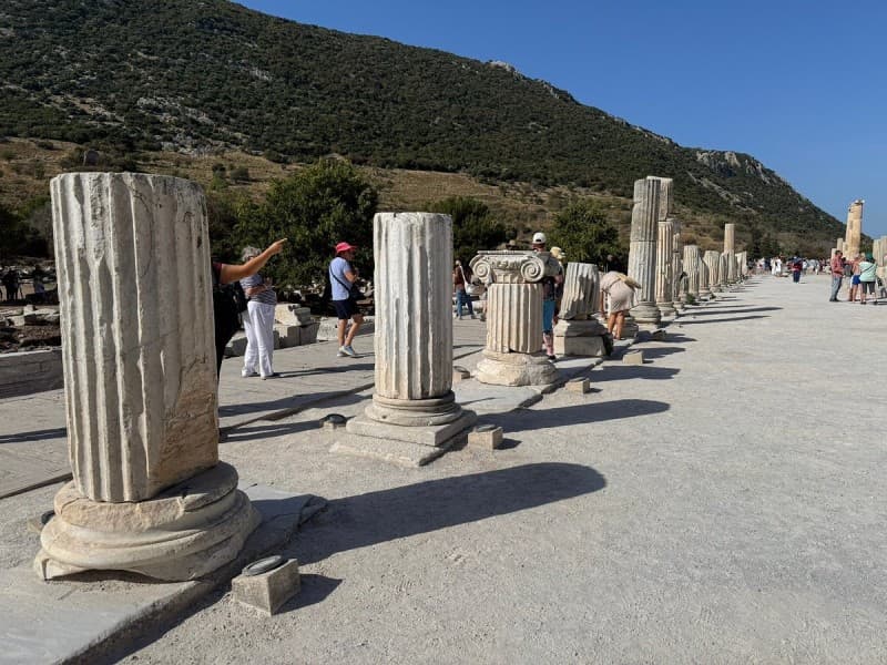 Marmaris: Ephesus Tour W/ Experince Museum & The Temple of Artemis | ®ExcursionMania