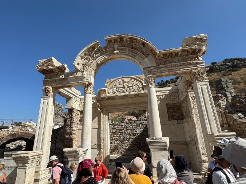 Marmaris: Ephesus Tour W/ Experince Museum & The Temple of Artemis | ®ExcursionMania