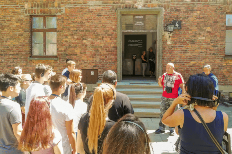 Auschwitz-Birkenau: Skip-the-Line Guided Tour from Krakow | ®ExcursionMania - Image 4