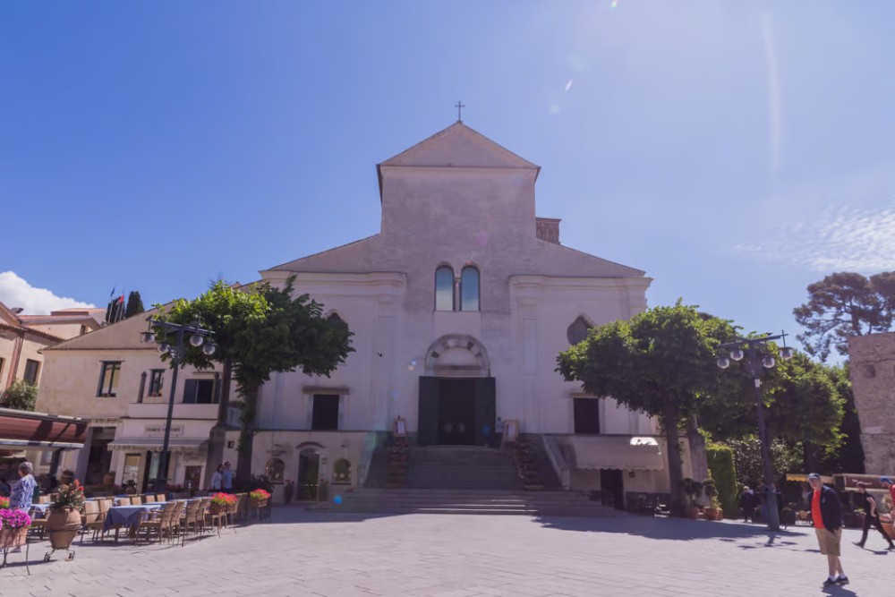 From Pompeii/Vico Equense: Amalfi, Positano, & Ravello Tour