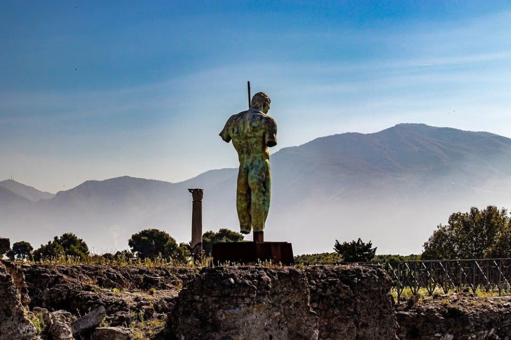 Pompeii: 2 Hours Skip the Line Visit with a Licensed Guide