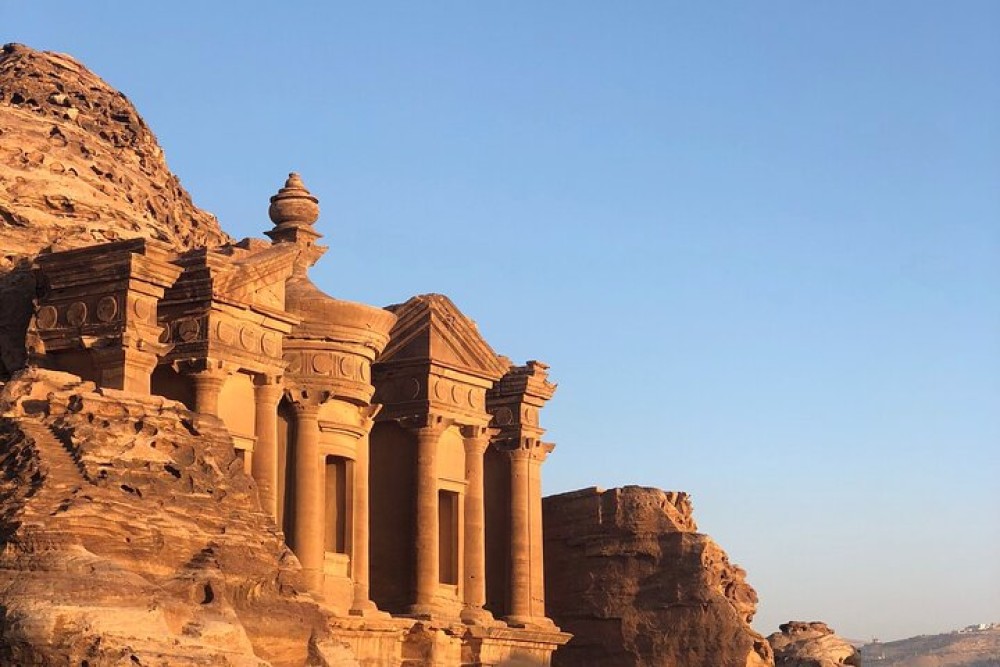 From Amman: Petra and Dead Sea Private Full Day Tour
