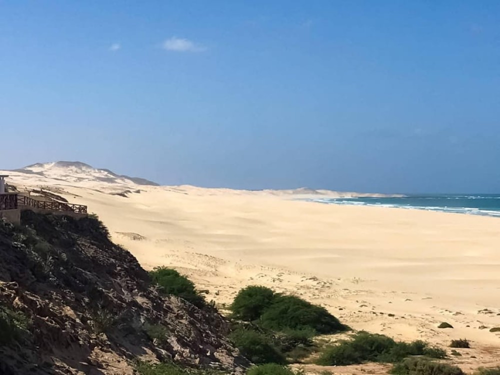 Boavista: Santa Monica beach, Varandinha cave, Sand dunes