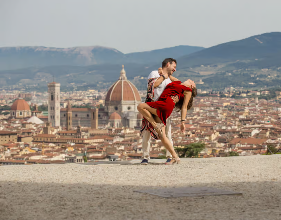 Florence: City Skyline Photoshoot at Piazzale Michelangelo