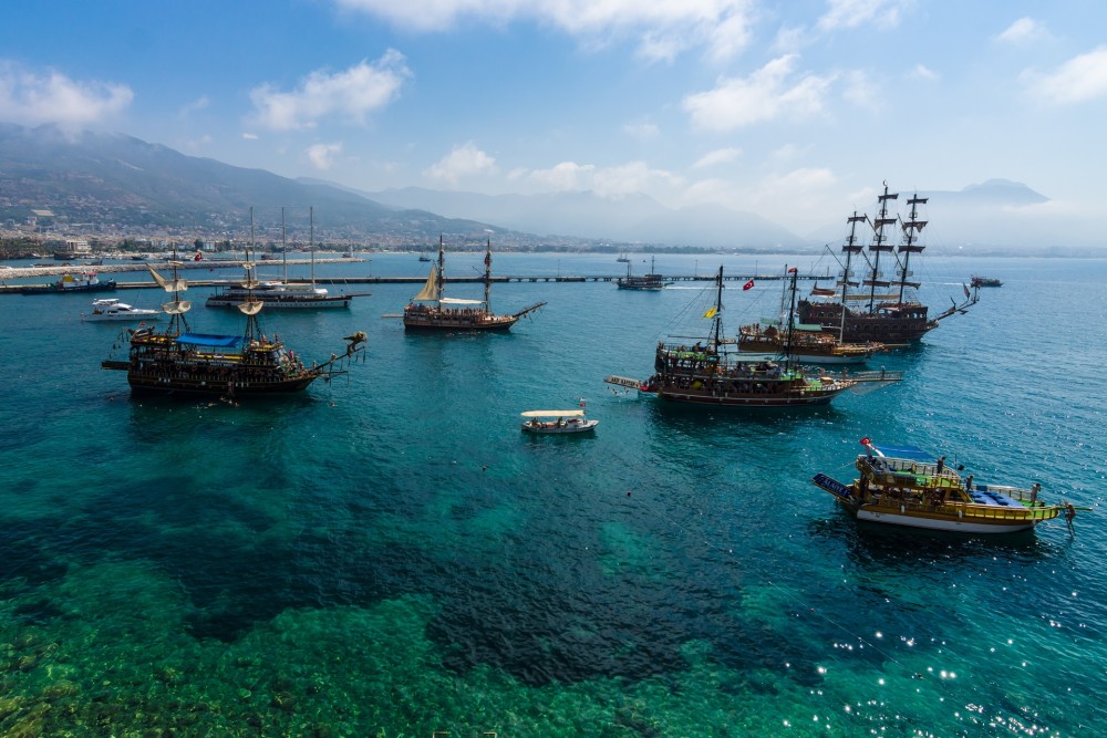 Alanya Pirate Boat Trip w/Lunch & Unlimited Soft Drinks