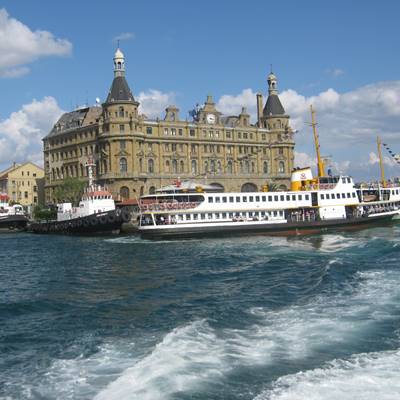 Halbtägige Bootsfahrt mit Mittagessen auf dem Bosporus
